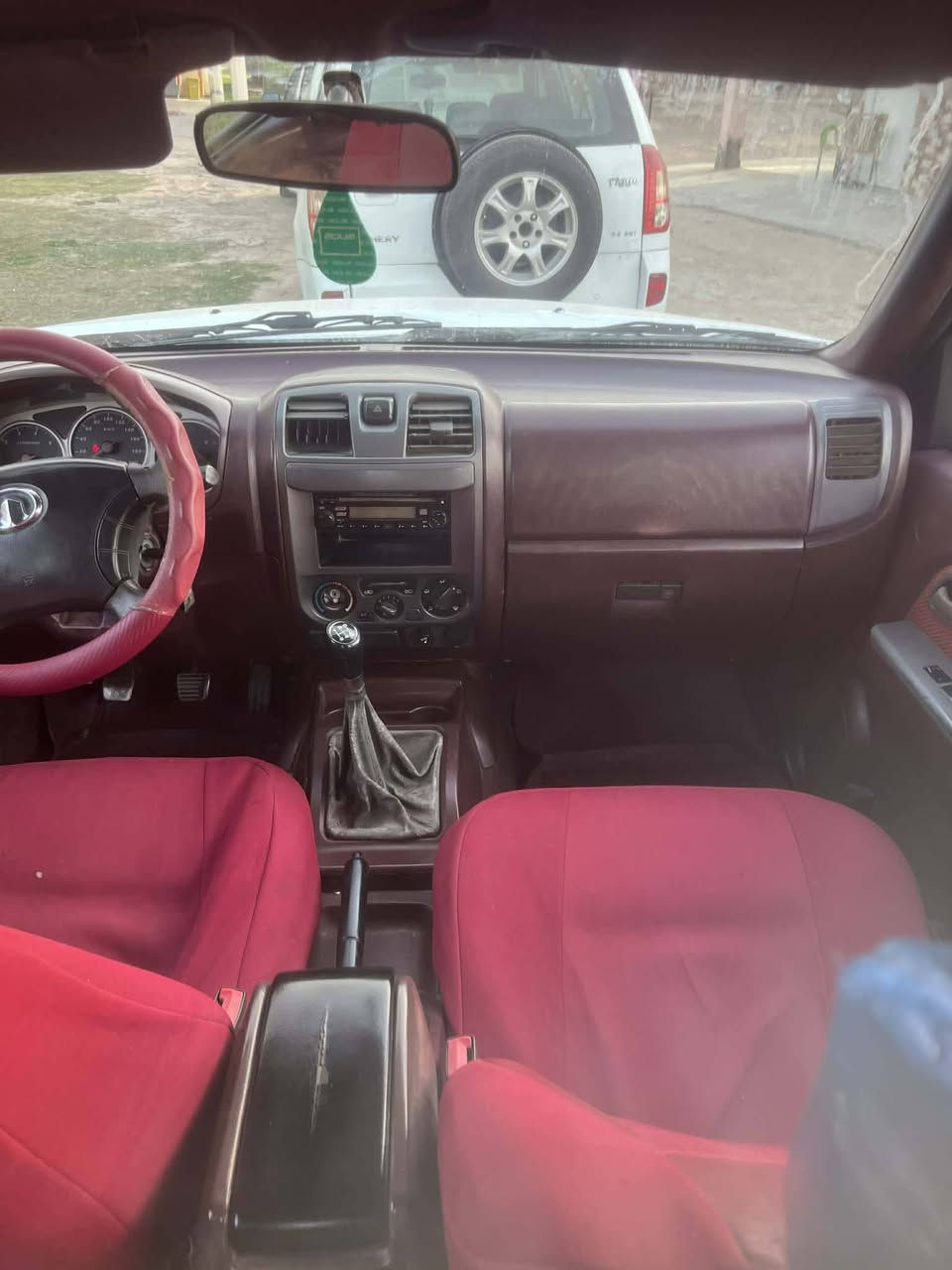 كريت ويل موديل 2012 رقم قادسيه نكليزي بسمي توني محولها سنويه ال2031 هزه جديده سياره مكفوله من ضربه من تبديل 
خياس مابيها لو قطره كلها مسويه شغل درجه أولى محرك كير اكسن خير من الله كهربيات فول كل نقص ماكو دواخل جدد دوشمه جديده سياره مال جني كل نقص مابيها ***********
