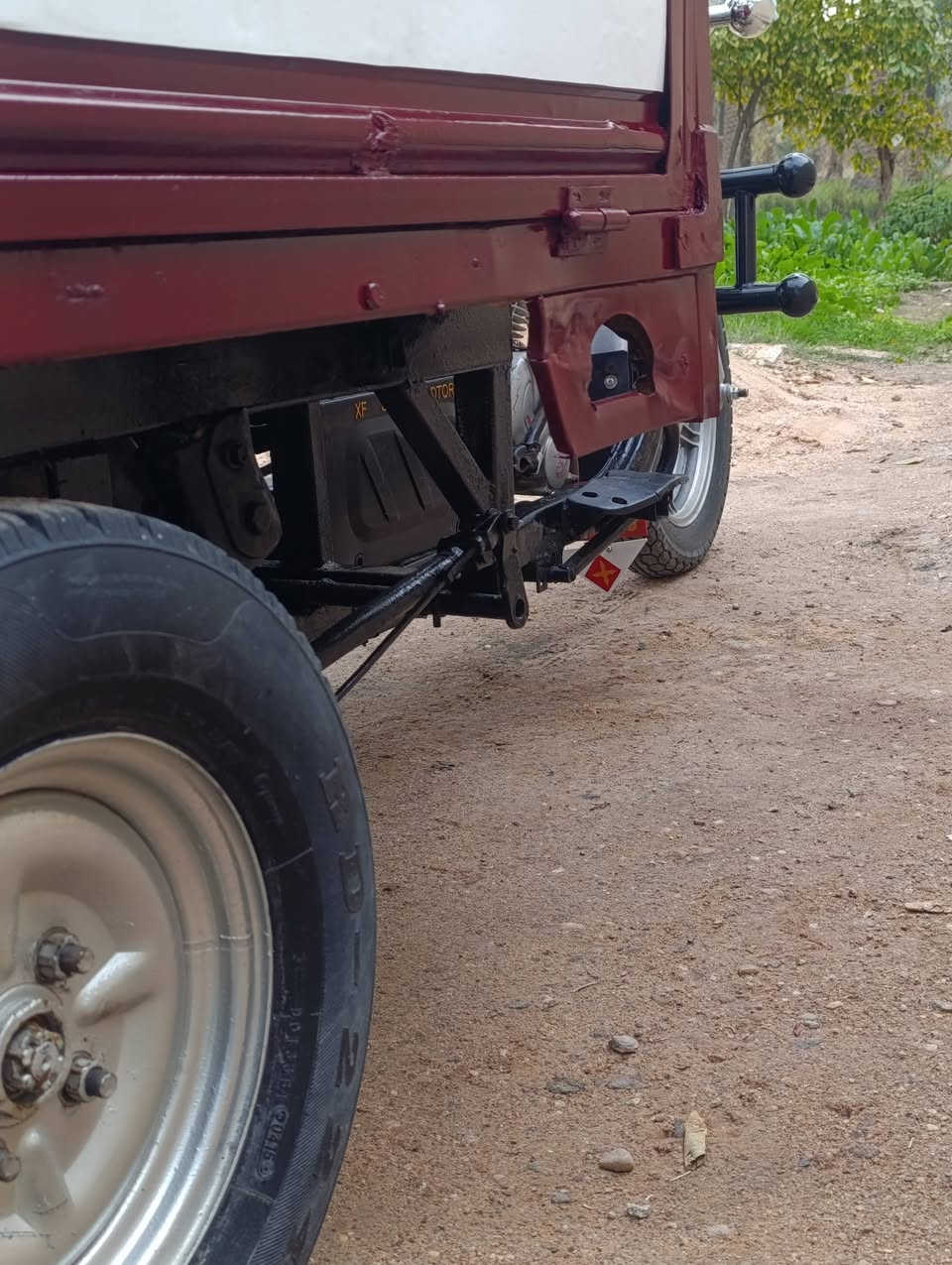 السلام عليكم ستوته موديل 13 للبيع كلك كفالة عامة سرقة وركبة وشاصي الستوته كامله على اخر حبايه تعمير جديد *جديدة*  كامله مكمله تايرات جدد واكسل جديد الستوته جاهزه ما تذب عليها ولا فلس كله شغال كهربائيات دبلات كامله السعر 900,00 وبيها مجال قليل العنوان كربلاء المقدسه للاستفسار اتصل على الرقم ***********/
 او على الواتساب او ماسنجر
