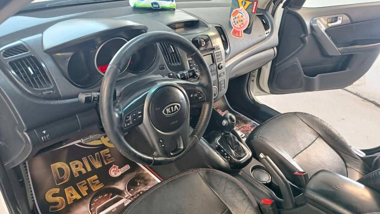 سلام عليكم اللبيع سيراتو موديل 2012 فول واحد على واحد اعله فئه مكينه 2000 السياره جديده بمعنى الكلمه ما عايزه برغي السياره ماشيه 230 رقم اربيل السياره بيه قطعه ونص صبغ فقط الباقي كفاله عامه السعر 108 وبيه مجال بصيط اللشراي رجاء الي ما يشتري لا يتعبني خلي يعبر المنشور مكاني ديوانيه مهناويه وهذا رقمي ‏‪***********‬‏
