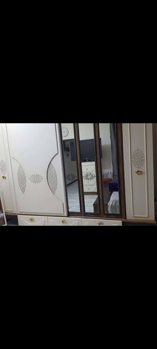 السلام عليكم
غرفه تركي للبيع 7قطع 
السعر 750وبيهه مجال 
 العنوان/ الزعفرانيه  الربيع ملعب ١١


**إذا كنت صاحب هذا الإعلان وتريد حذفه لأي سبب، رجاءا أرسل رسالة إلى الدعم الفني**