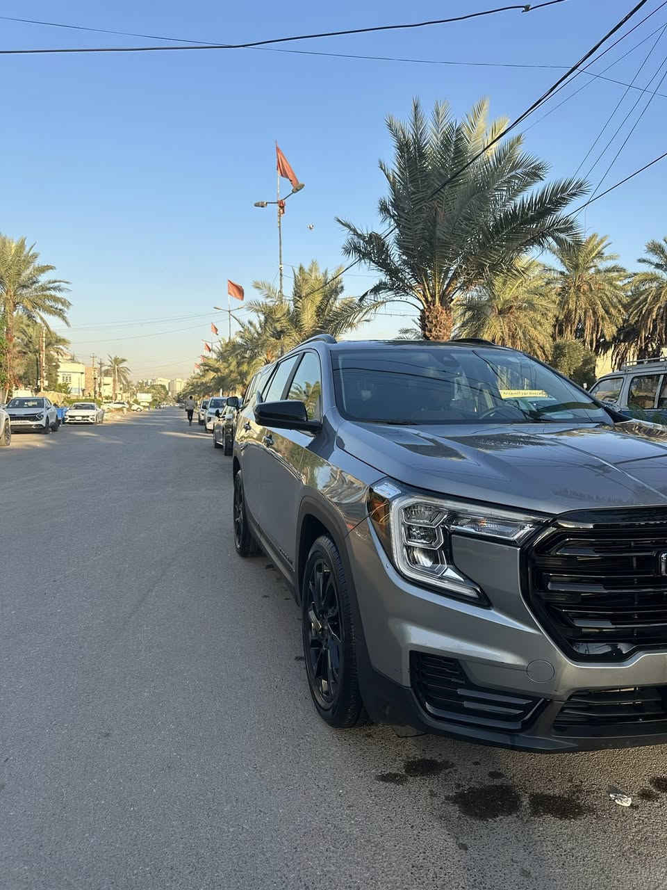 السلام عليكم
جمسي تيران بلاك توب SLE 2023 ماشيه 24 الف ميل الضرر ربع جاملغ خلفي فقط بدون دواخل وتصليحه درجة اولا وبارد جوه باب الخلف باب الصدر وممبين نهائي
والباب الخلفي انطخ هنا شي بسيط واضح بصور 
ايرباك تكمه فقط 
بجم كبس برغي مامفتوح بي هوه والمحرك والكير
كل كهربائياته مكفوله
بانوراما
رادار 
تشغيل عن بعد
شاشه كاربلي
مودات قيادة
كرسي السائق هزاز تنبية 
تنبية على الزجاج الامامي 
نقطه عمياء
اوتوبريك 
جنطه كهرباء
تبريد قطعتين ثلج
السياره بعد احلى من الصور اي نقص مابيه 
مكانها بغداد السيدية
*********** 
السعر 210 ورقة 
رقم اربيل بأسمي سنوية وهزه جديده
