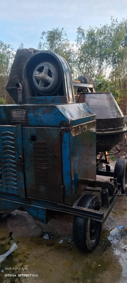 سلام عليكم ورحمه الله
للبيع خباطه لبناني اسبكتو باب اول 
جاهزه هيه وغراضها شرط الشغل 
محرك مجفت جديد 
غراض وياها سكله طابق ثاني 
عربانه جبيره وصطل 
درايب خشب عدد 6 
مكاني صلاح الدين بلد 
السعر 4500 اربع ملاين ونص 
الهاتف ***********
