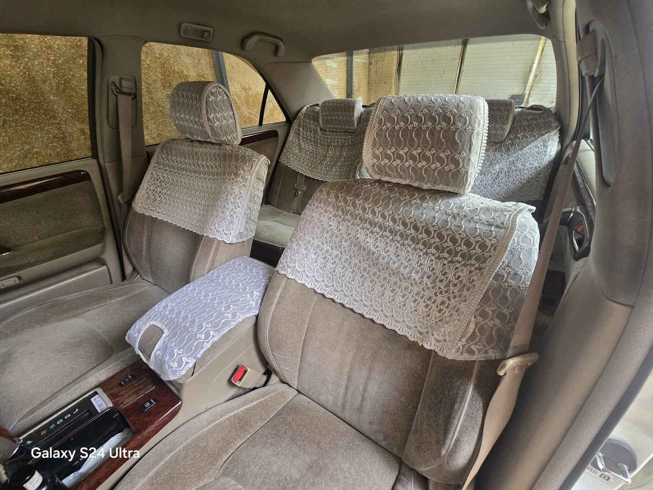 كراون ملكه للبيع رقم كركوك با اسمي تسجيل جديد قرار 48
موديل 2001  كرستال 
 كفاله عامه السياره  
مداور ثاني يوم
 شاصي 71 مكينه VVti ام الكلاص المرغوب 
تحويرت النجف فوك وجوه 
فول بطن عده الفتحه
2 دكم 
4 كشنات كهربائيه
برده خلفيه& مرايات هيتر 
السياره وضع شركه 
تدفئه تبريد تخم تاير حداده مكينه كير كله لوك
السياره جاهزه من كلشي الف ماتصرف عليهه
السعر142وبيهه مجال لطيبين
 هاذه رقم صاحب السياره ***********
