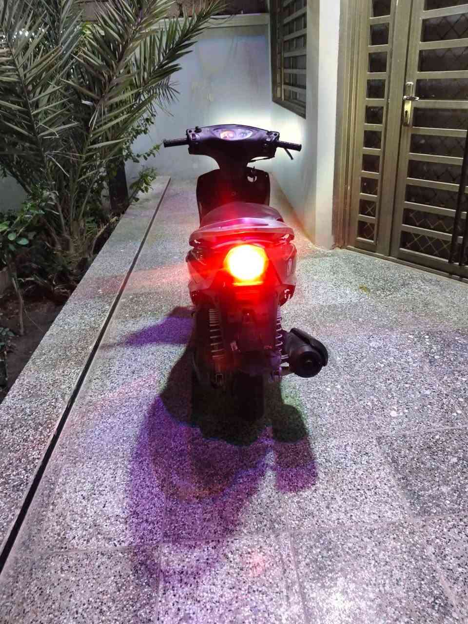 سلام عليكم دراجه ماكس ثعلب للبيع مكاني نجف  كوفه مكينه مامفتوحه *********** اتصال او واتساب مكلف ب نشر
