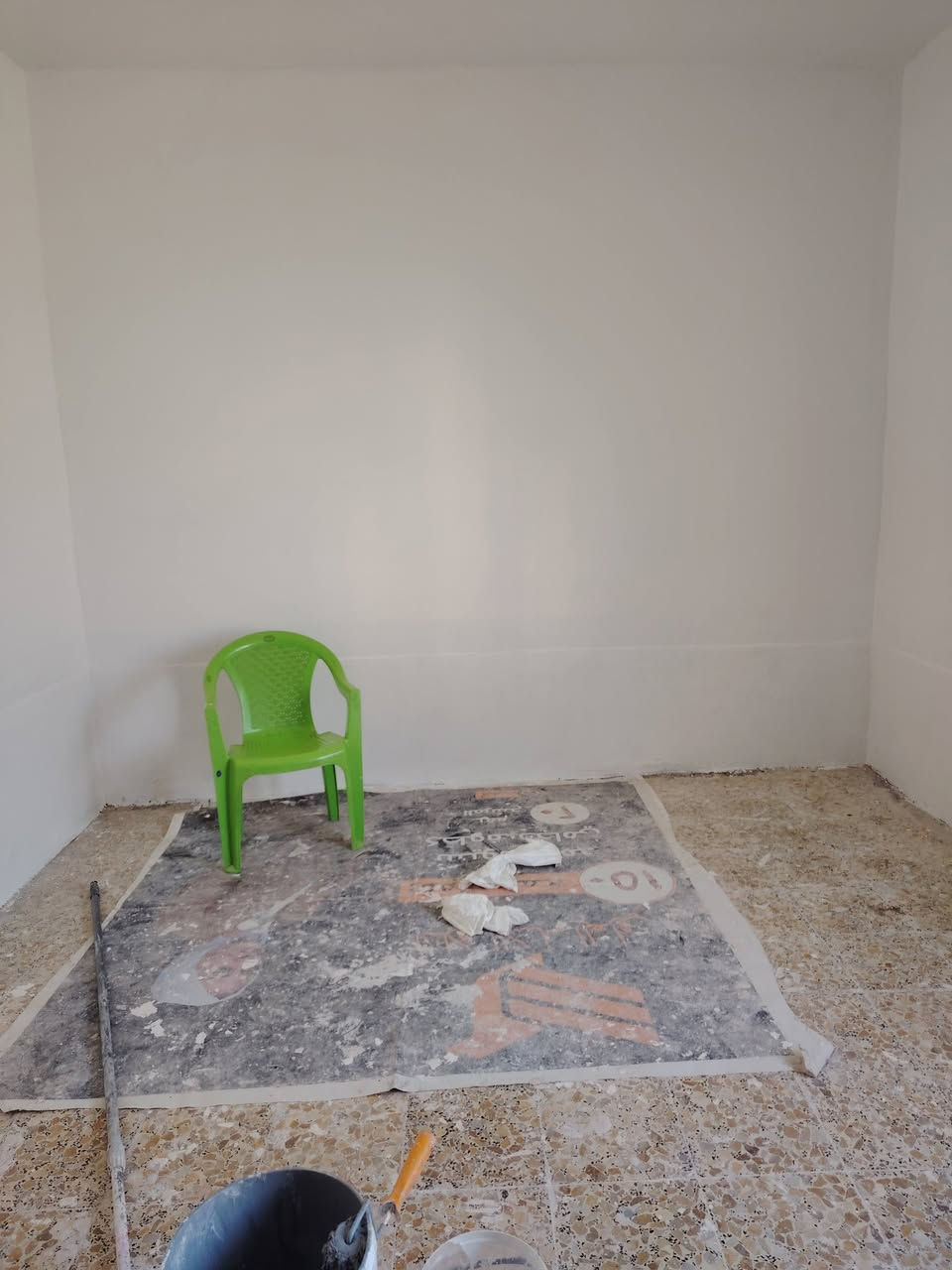 صبغ درجه اولا بسعر مناسب تنضيف شبابيج وصبغ الصباغ مهند ناصر ***********
