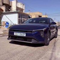 للبيع كيا K4 وارد امريكي موديل25 حادث بنيد مبدل فقط وجملغ بارد الجهتين...