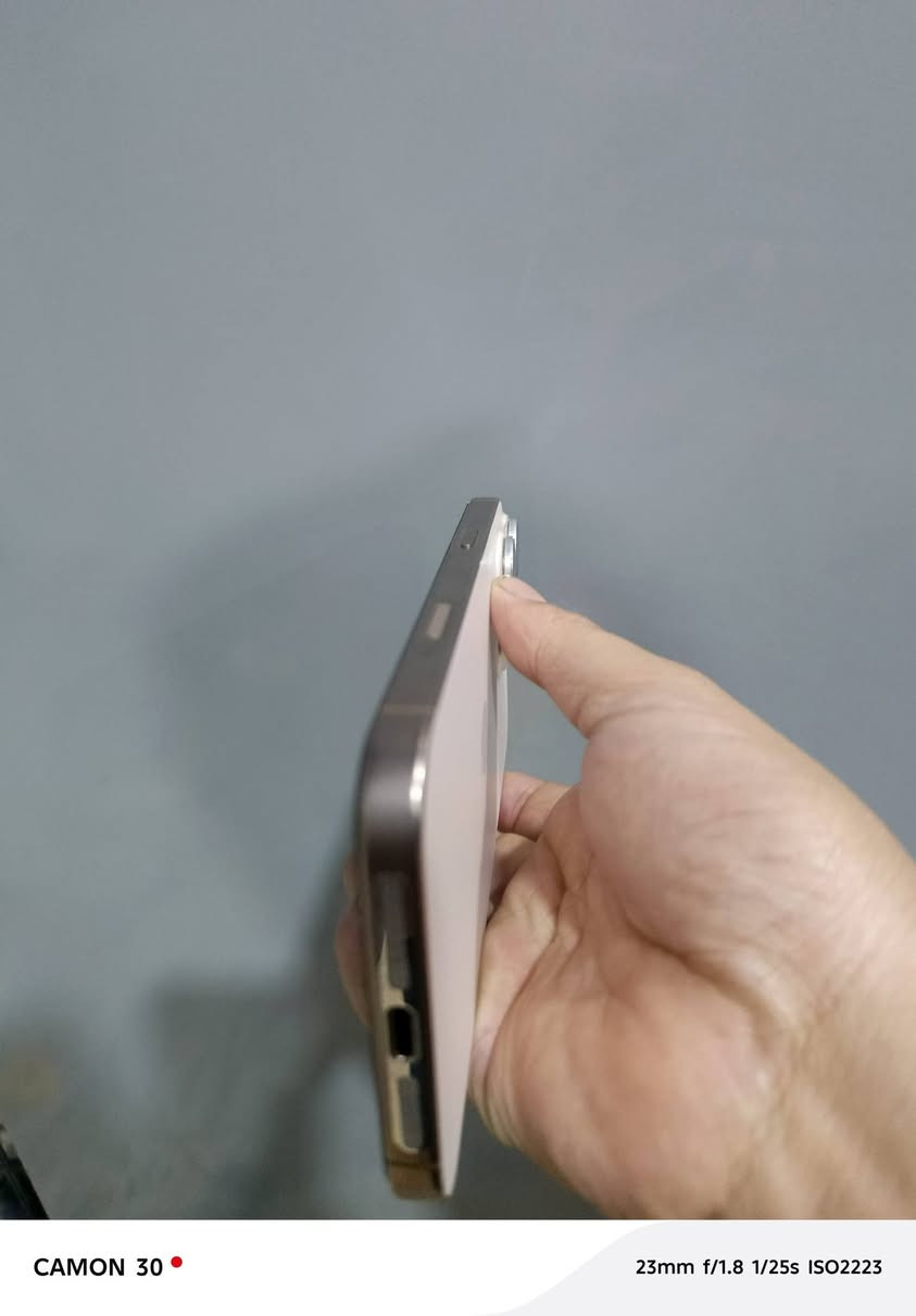 يا الله
16 برو ماكس 
شرق اوسط 
وتربرف
بطاريه 🔋96
مكاني نجف 
1490 
ذاكره 256


**إذا كنت صاحب هذا الإعلان وتريد حذفه لأي سبب، رجاءا أرسل رسالة إلى الدعم الفني**