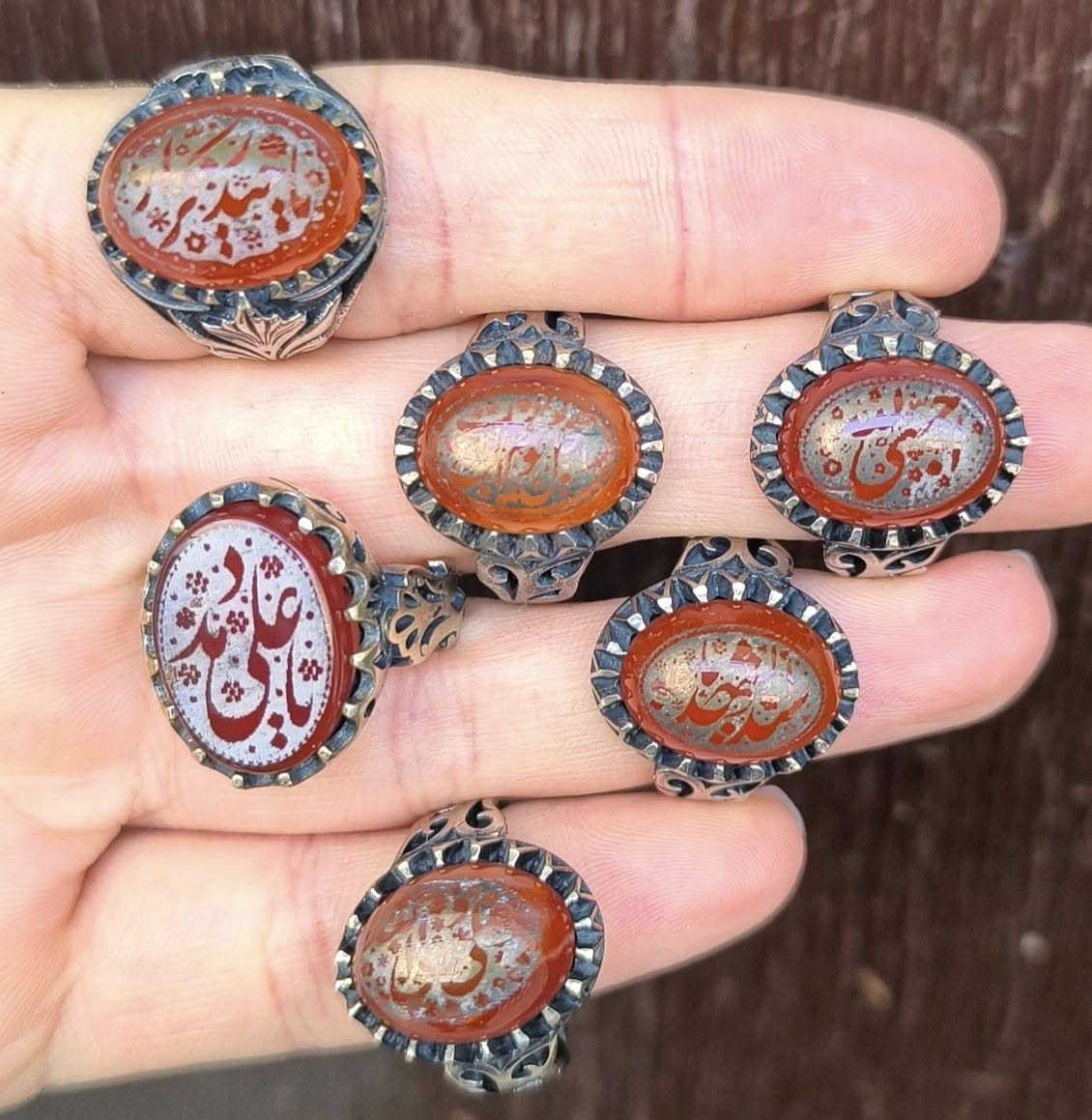 السلام عليكم 6 خواتم عقيق كلهن بيهم كلمات مباركه صياغات فضه 925 كلهن أبيع ب150 أبيع الكل مناسبات العنوان بغداد ومتوفر خدمة توصيل لكافة محافظات العراق


**إذا كنت صاحب هذا الإعلان وتريد حذفه لأي سبب، رجاءا أرسل رسالة إلى الدعم الفني**