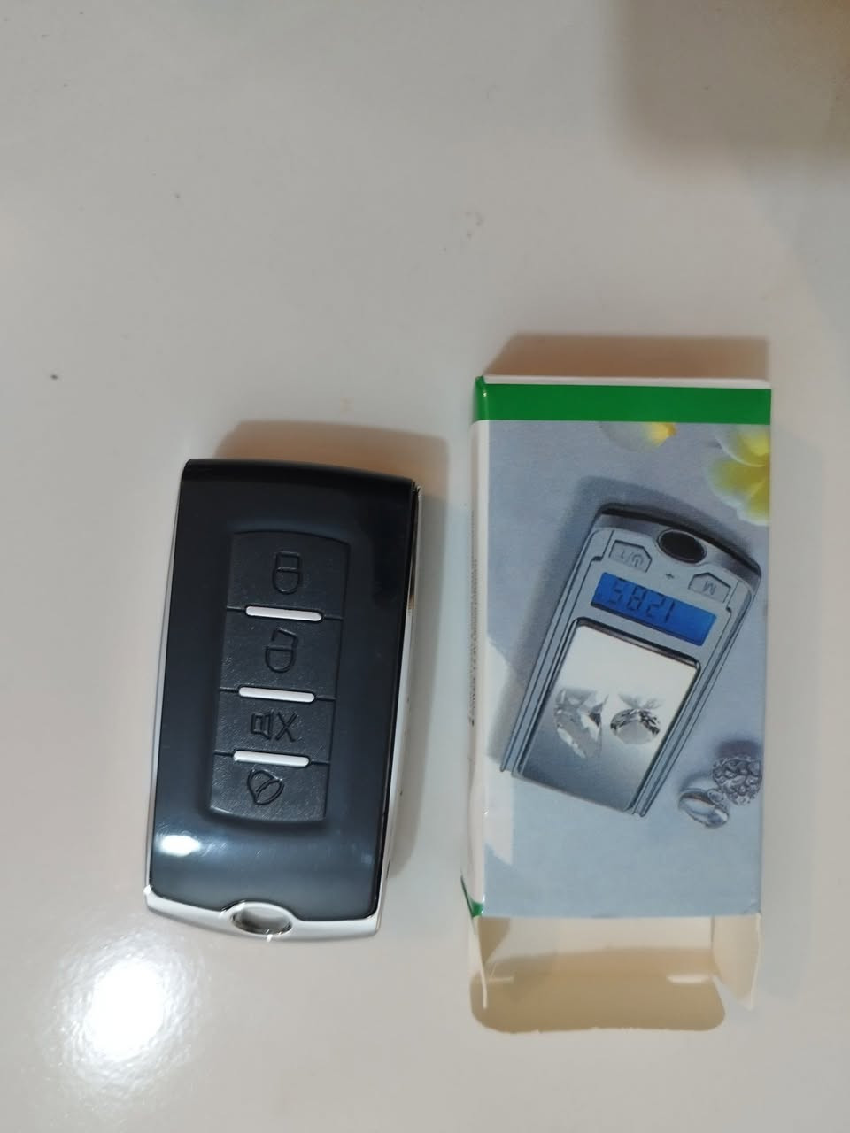 ميزان مجوهرات وذهب 
15 مع التوصيل


**إذا كنت صاحب هذا الإعلان وتريد حذفه لأي سبب، رجاءا أرسل رسالة إلى الدعم الفني**