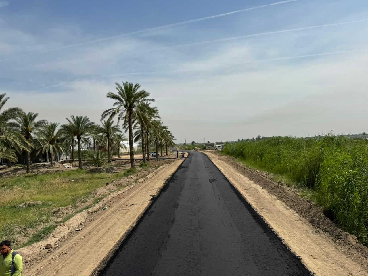 شركة النجوم للمقاولات العامة…
مو بس نبلّط طريق، نصنع ثقة تدوم.

تبليط شوارع زراعية بأعلى المواصفات،
قوة تحمّل، تقليل غبار، وانسيابية بالحركة بكل المواسم.

التزام بالمواعيد…
وجودة مضمونة مع ضمان العمر الافتراضي للطريق.

شركة النجوم للمقاولات العامة…
طريقك اليوم، نجاحك للمستقبل.
((تم الجمع ع اهالي المنطقه ليتم عمل شارع مبلط))
الرقم للاستفسار *********** ☎️
