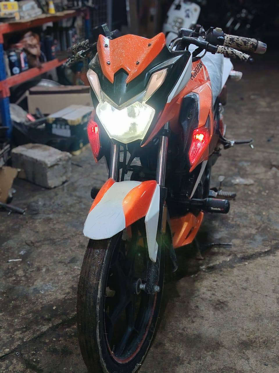 السلام عليكم 
للبيع او مراوس حسب القناعة 
هاوجي DF  موديل 2019مسجل لوحة انكليزي
 نظافة كما موضح بالصور 
كامل مكمل السعر 2300 وبي مجال الاستفسار
***********
