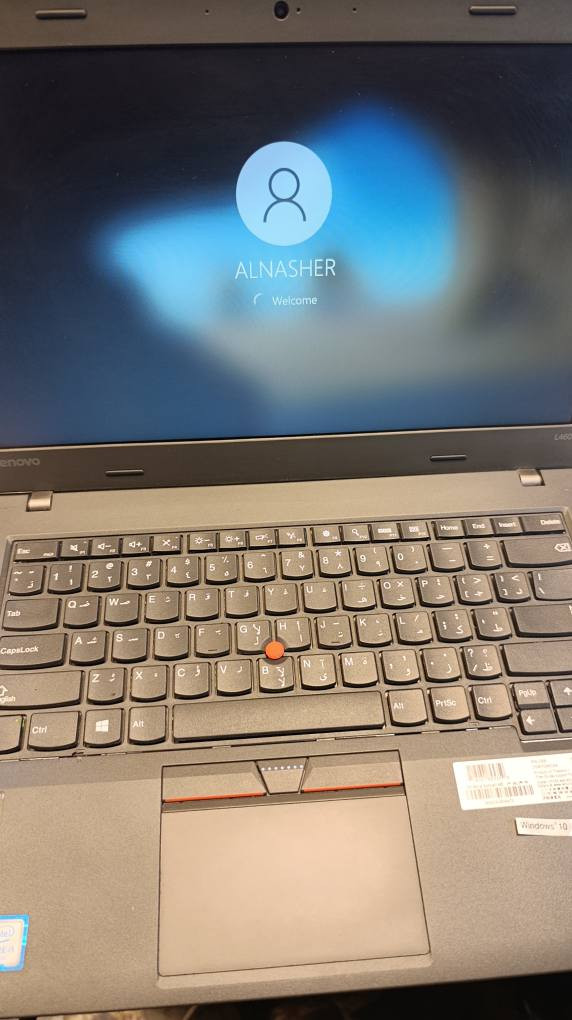 💻 للبيع: لابتوب لينوفو (Lenovo) - أداء سريع ومثالي للعمل والدراسة
​إذا كنت تبحث عن جهاز يجمع بين السرعة والسعر المناسب، هذا اللابتوب جاهز للاستخدام الفوري ومعزز ببرامج التصميم والأوفيس.
​✅ المواصفات التقنية:
​المعالج: Intel Core i5 (الجيل السادس) - أداء مستقر وسلس.
​الذاكرة (RAM): 8 جيجا (تضمن لك سرعة في فتح النوافذ المتعددة).
​التخزين: 256GB SSD (أسرع بـ 10 أضعاف من الهارد العادي في الإقلاع والتشغيل).
​البطارية: تدوم لمدة ساعتين متواصلة أثناء العمل الفعلي.
​المنافذ: يحتوي على منفذ HDMI للعرض على الشاشات، و4 منافذ USB.
​التحكم: يتميز بوجود دبل ماوس ودبل كلك لراحة أكبر في التحكم.
​✨ البرامج المثبتة (جاهز للعمل):
​حزمة Microsoft Office (وورد، إكسل، بوربوينت) كاملة.
​برنامج Adobe Photoshop للتصميم.
​جميع برامج التواصل الاجتماعي الأساسية.
​🎁 الملحقات:
​حقيبة لابتوب متينة.
​الشاحن الأصلي للجهاز.
​💰 السعر:
​250 ألف دينار عراقي (قابل للتفاوض البسيط للجادين).
​📞 للتواصل والاستفسار:
​يمكنكم الاتصال أو المراسلة عبر الواتساب على الرقم:
*********** بغداد, العراق
