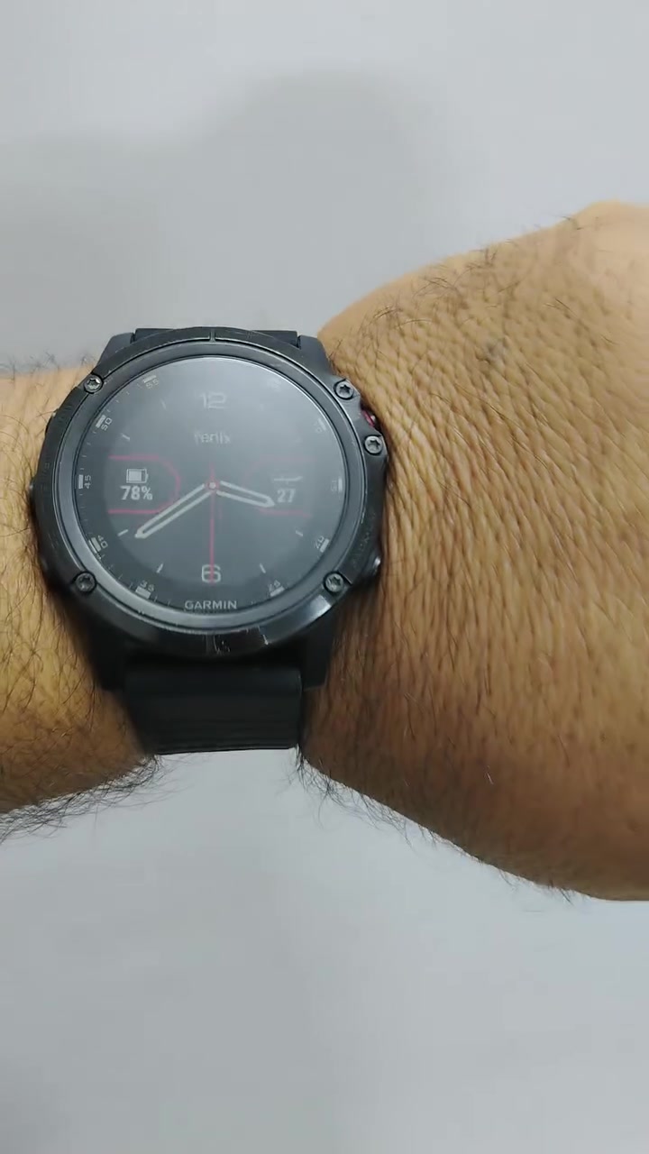 ساعةبلاص fēnix 5X هي ساعة فائقة الأداء بقطر 51 مم، مزودة بأحدث ميزات التدريب والملاحة. تتميز بتصميم متين وجودة عالية، مع إطار خارجي من الفولاذ المقاوم للصدأ وغطاء خلفي من الفولاذ المطروق لضمان أقصى درجات المتانة في البيئات القاسية، ومقاومة للماء حتى عمق 100 متر. تلبي ساعة fēnix بلاص5X ذوقك الرفيع واهتماماتك الرياضية.سعر250الف


**إذا كنت صاحب هذا الإعلان وتريد حذفه لأي سبب، رجاءا أرسل رسالة إلى الدعم الفني**