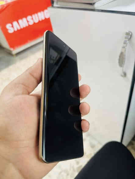 ريلمي 13 برو بلاص ذاكرة 512
جهاز مصفح نظيف جداً وغراضه كامله لون مميز  بصمة بالشاشه وموصفاته معروفه السعر 390 قفل 🔐  ***********
