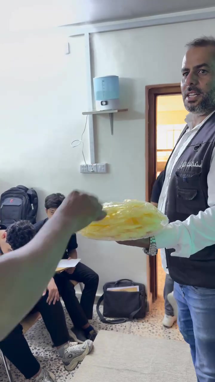 توزيع الحلويات بمناسبة حصول ثانوية الكوثر الاهلية على نسب عالية مشرقة مشرفة 
مكان لزرع بذور المستقبل
وبيئة تعليمية مميزة.
🌹 مميزاتنا:
🌷 كادر تدريسي متميّز ذو خبرة عالية.
💐 متابعة يومية لمستوى الطلبة.
🌹 بيئة تربوية وتعليمية راقية.
🌺 قاعات دراسية مهيأة ومكيّفة.
🌹 أنشطة علمية وثقافية داعمة لمسيرة الطالب.

الموقع: النجف الأشرف / حي السعد / شارع جامع ابن كمّونة / مقابل القنصلية الإيرانية سابقاً / مجاور مكاتب السياحة والسفر.

للاستفسار الاتصال بـ:

📞 ممثل الهيئة التأسيسية: ***********

