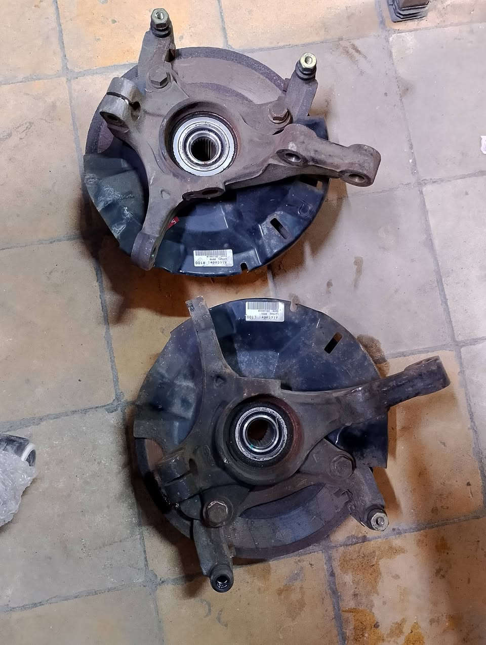 زوج سطابكسلات 
ريو مضلع اكسنت مضلع 
١٠٠ الف  كاملات 
بغداد الامين شارع المعلمين محل القسواء 
توصيل بغداد والمحافظات 
***********
