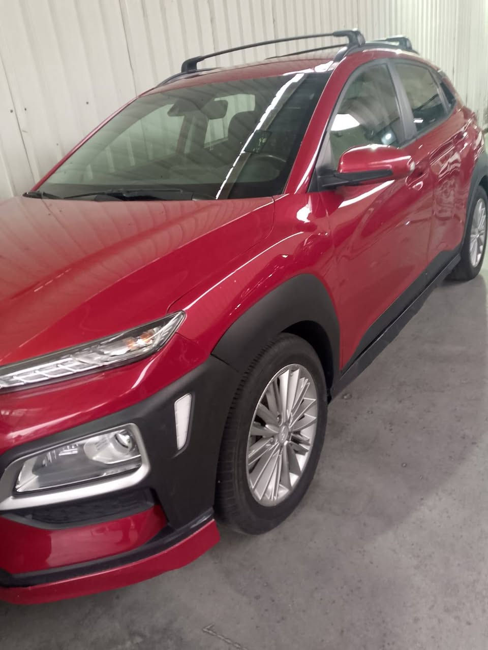 السلام عليكم سياره هونداي كونه موديل 21 السياره خير من الله نضيفه جدا مثل ما موضحه بالصور اوسوناره موجود ايضا بالصور السعر 125 ورقه أو بيها مجال بصيط مكان مدينه الصدر هاذ رقمي ***********متواجد واتساب
