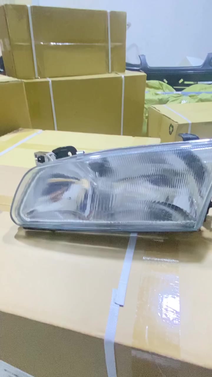 لايتات كامري ٢٠٠١ زجاج جدا راقي بيها ضمان
للاستفسار راسل الصفحه او اتصل على ارقام التاليه 
***********اسياسيل
***********واتساب
