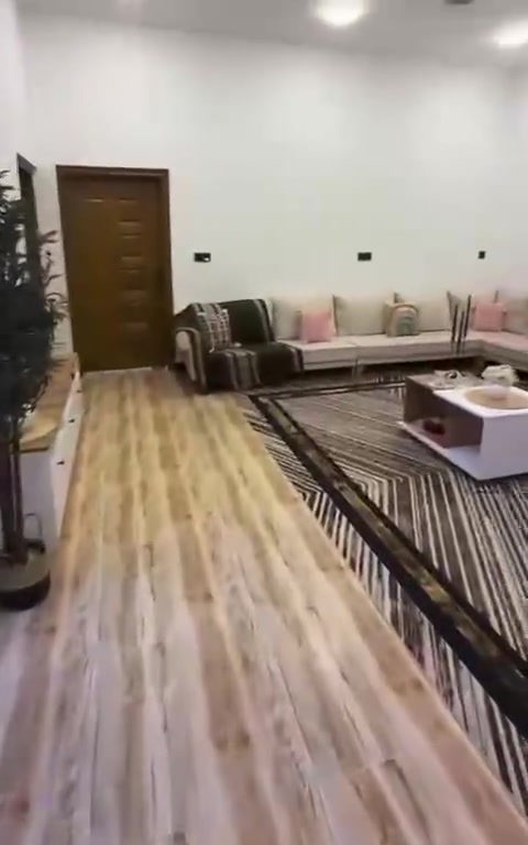 بيت للبيع في ابو الخصيب قرب المحكمه الجديده
مساحت البيت 200 متر ركن على شارع تبليط 

البيت يتكون من كراج وحديقه وصحيات داخليه وخارجيه وغرفتين منام وهول واستقبال ومطبخ 

البيت بناء جديد وبناء جناي مو مال سوك 

سعره 110 وبي مجال 

*********** واتساب
