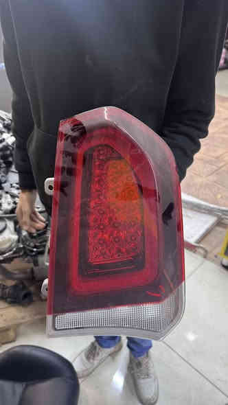 السلام عليكم 
متوفر
لايتات كرايسلر c300 موديل 14 وفوك
بكلايتات كرايسلر c300 موديل 14 وفوك
دعامية امامية ام الرادار كاملة وي الشباك والبروجكترات موديل 14 وفوك
قبغ ايرباك ستيرن 
صدر امامي خلفي
بروجكترات دعامية امامية
المكان : نفق الشرطة مقابل الكنيسة محل راو موتورز
0780 399 2847
