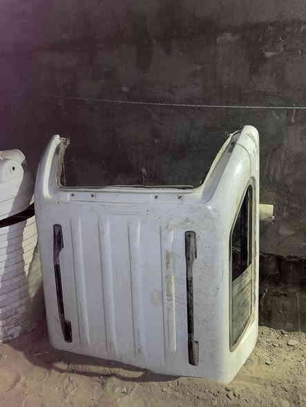 سلام عليكم اخوتي العزاز اما بعد..عندي جنطه مال مال بيكب الي تتخله عله البدي ستعمال شهر واحد وخلينها ب المخزن من بعنه البيكب يشهد الله جديده بس التراب ماكله بس يرادله شوي غسله وتطلع الك  كل ملحقاته وياها جام وبراغيه البلاديه رايده للبيع والمو شراي لايتعبني يرحمكم الله مكاني البصره ابا الخصيب وهاذ رقمي(***********
