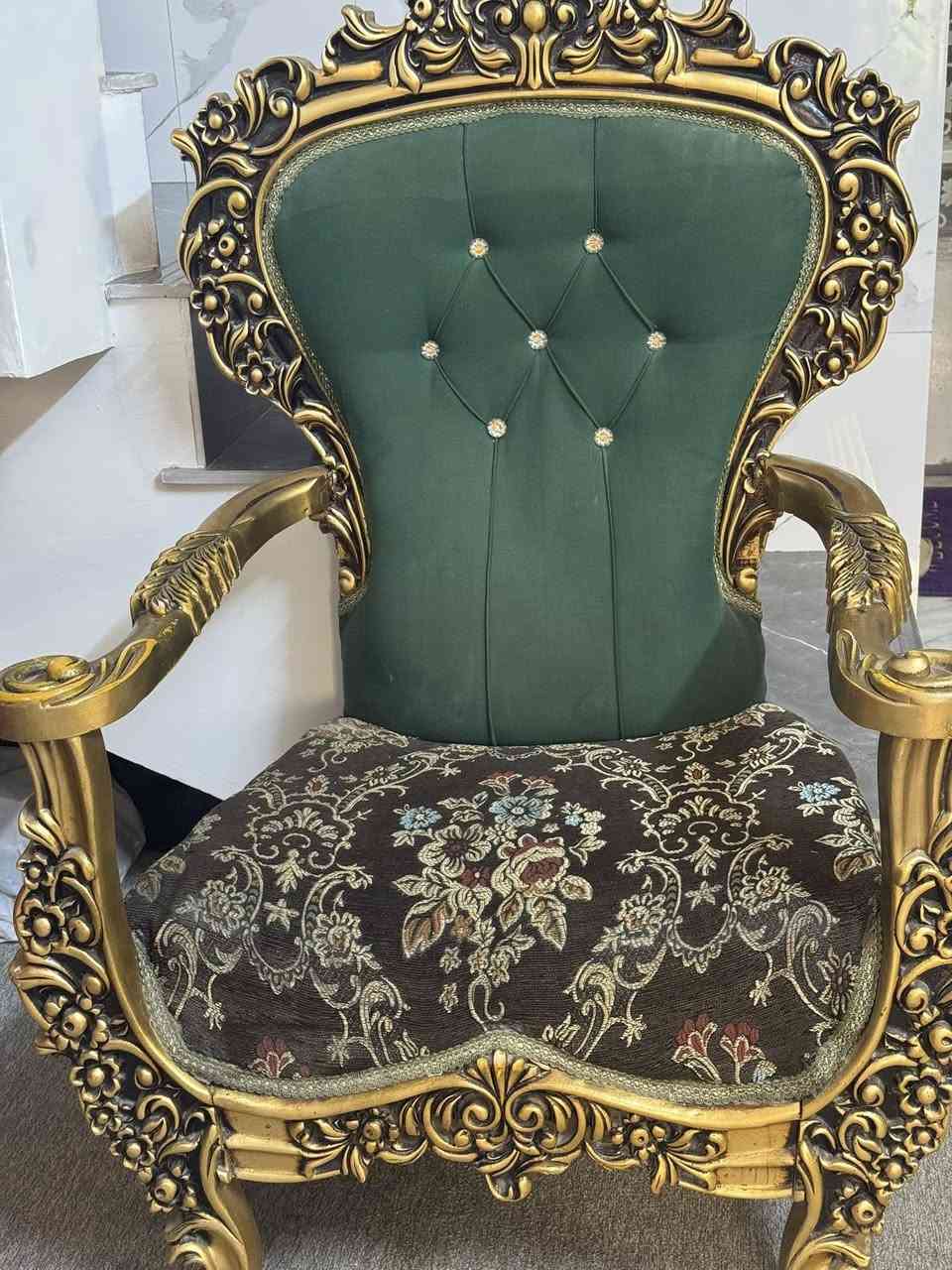 تخم 10 مقاعد للبيع السعر 400  منطقة الشعلة التواصل على الرقم
‭0770 631 0293‬
