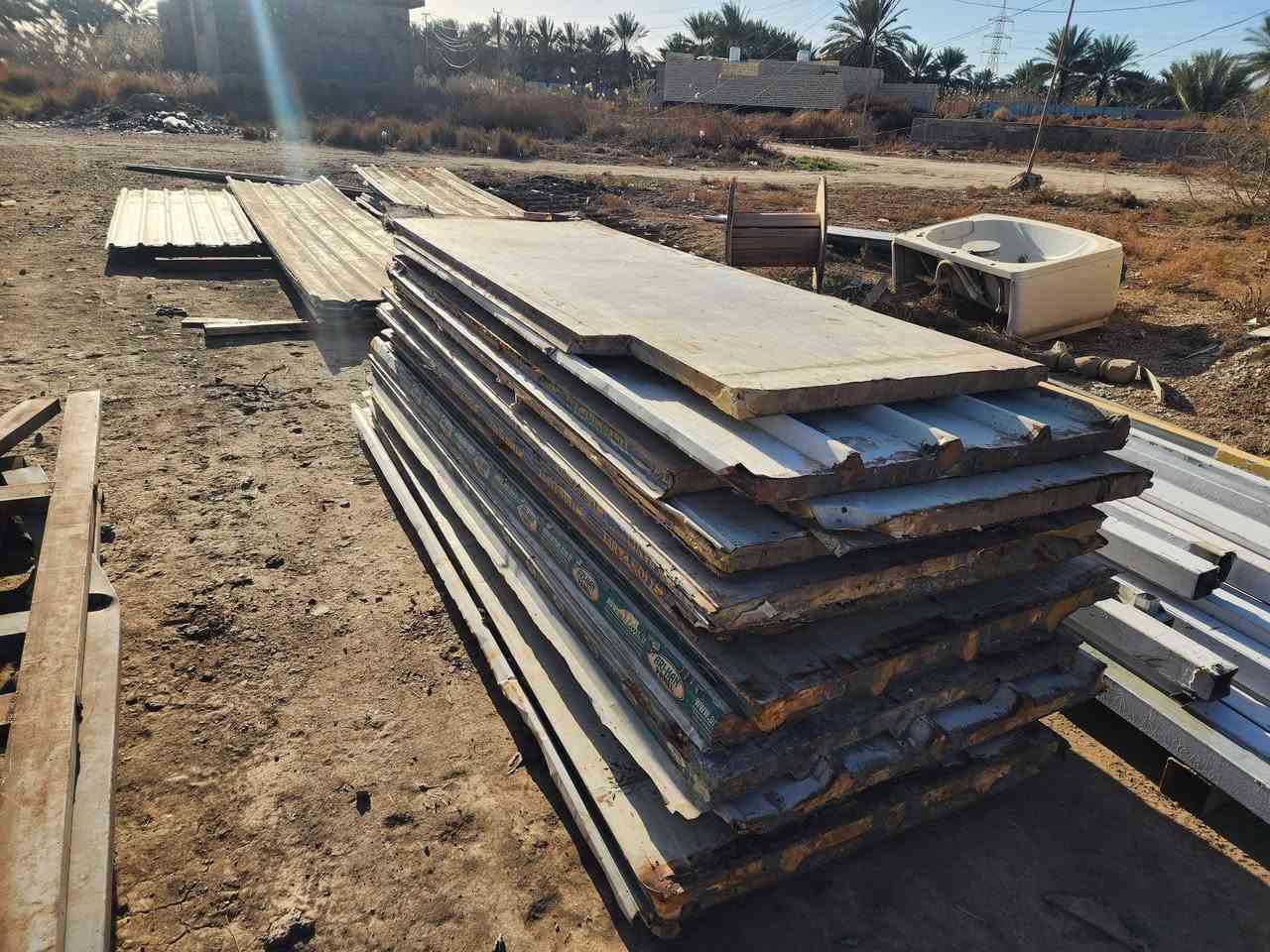 حديد شخاط انج ونص في ٣ انج ثقيل ب١٥
شخاط انج ونص في ٣انج وسط ب١٣ونص
حديد شخاك ثقيل ٢انج في ٤انج ب٢٦ طول ٦متر وال٥متر ب٢٣
حديد مربع انج ونص مغلون ب٦ونص طول ٣متر
حديد مربع ٣ انج ٣متر ب١٧ونص
جينكو ٢متر ب٦ونص
جينكو ثقيل ٦متر و٥م ب٢٦
جينكو خفيف ٦متر ب١٣ونص
ابواب طلاكتين سيم مربع امريكي ٦متر ب١١٠
ابواب طلاكتين سيم مربع امريكي مترتين ونص ب٩٥
قواطع سندويج ٢في ٣متر ب٩٥
كروسات او جسوره ٦و٧متر ب٦٥
و٨و٩متر ب٩٥
سندويج جداري ٣متر اله ربع تقريبا ب١٧
سندويج سقف المتر ب٧ونص
دروجه حديد جديد ومستعمل باسعار مناسبه
المسيب حي المعلمين٣ طريق سيد ابراهيم بعد السكه بكيلوين تقريبا بعد اسلاك الضغط العالي ب٢٠٠م 
بيت على جهة اليمنى
***********
يرجى الاتصال قبل المجيء
