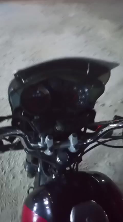 السلام عليكم شباب دراجه بوكسر 2023 عدائيل 24 رقم انجليزي مقفوله كفاله عامه واي نقص ما بيها مكان بغداد السعر مليونين ونص الدراجه حلوه وناعمه ***********ال*********** راسي واتساب الاثير على السيم كارد
