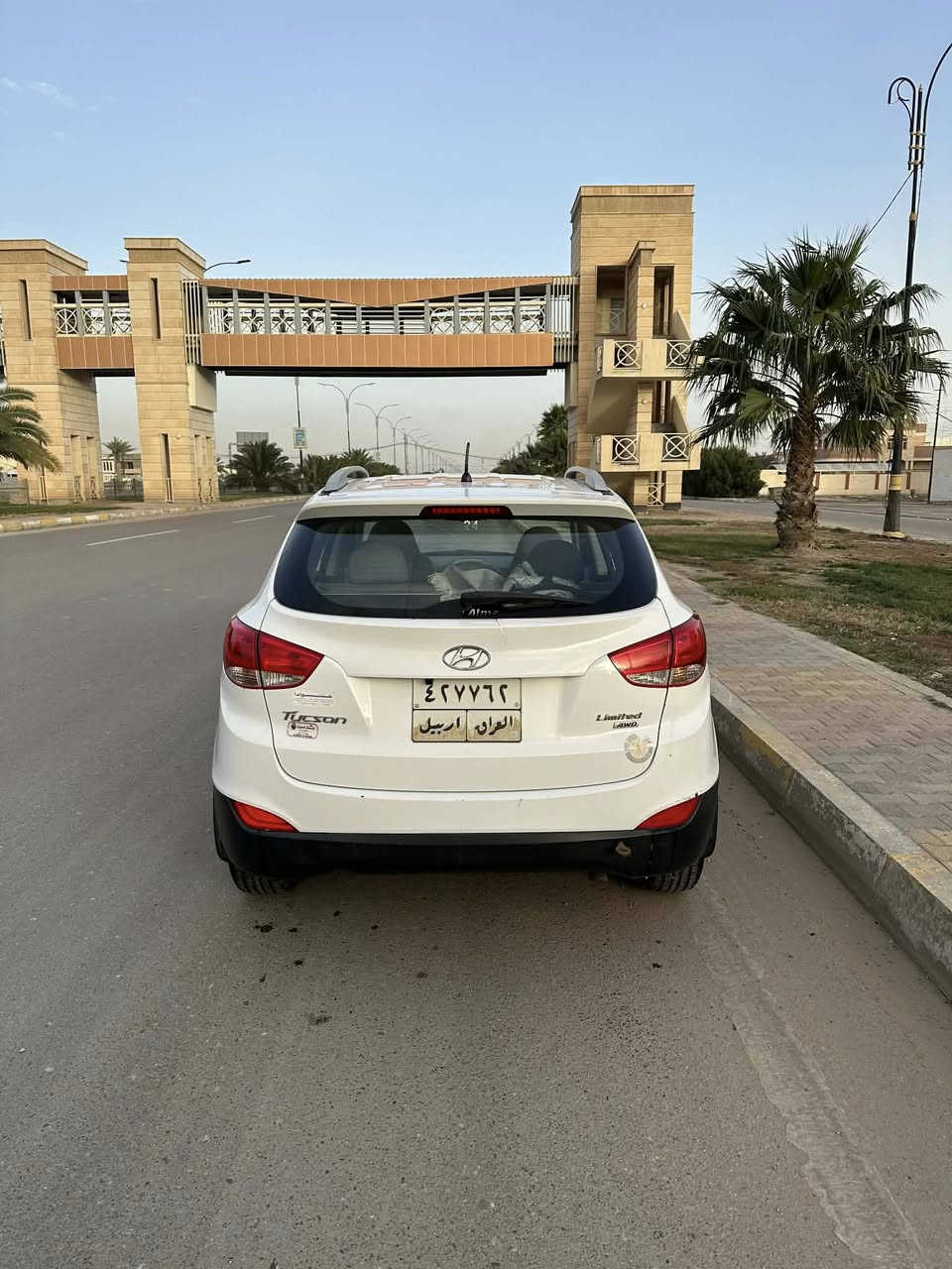 السلام عليكم 
سياره توكسان موديل ٢٠١٥ خليجي بيها قطعتين بنيد وجاملغ سياره نظيفه تخم تاير تبريد  كير ومحرك نظيف  تحكم ستيرن كاميرا السياره جاهزه مابيها نقص رقم اربيل شرط التحويل 
مكان السياره الرمادي 
السعر 142وبيها مجال
تفاصيل اكثر ***********
