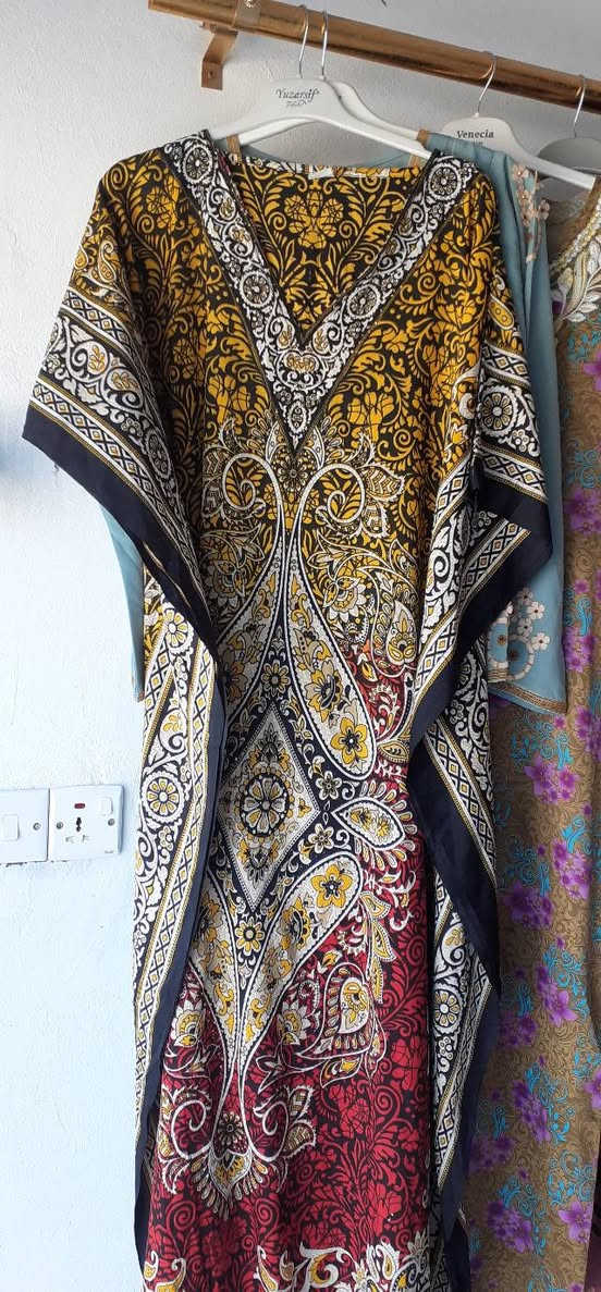 الي يريد من هاي القطع موجودة عدنا 
حي المعلمين شارع المخظر قرب خياطة البتول


**إذا كنت صاحب هذا الإعلان وتريد حذفه لأي سبب، رجاءا أرسل رسالة إلى الدعم الفني**