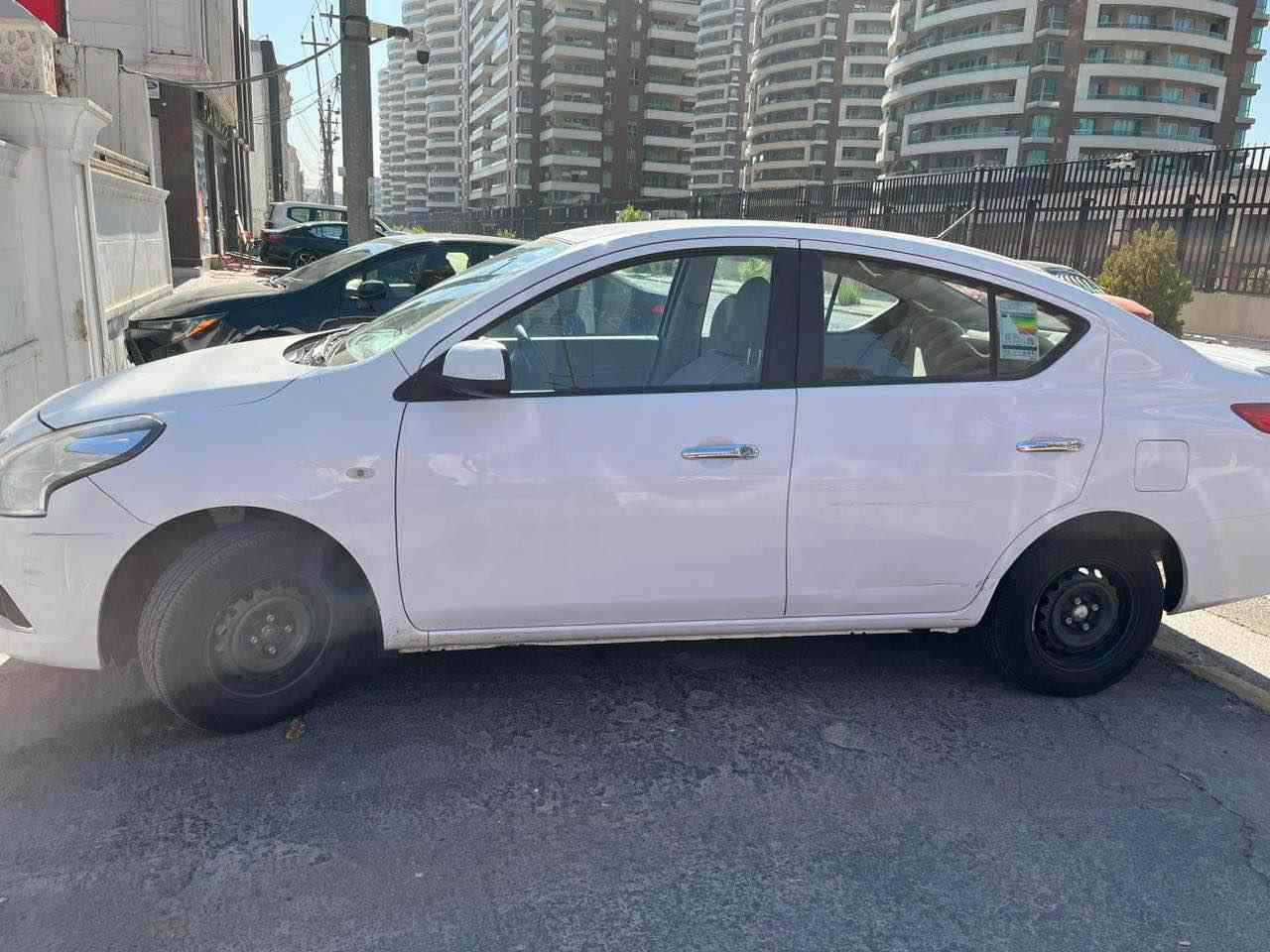 Nissan sunny 2020 
150,000km 
Full service krawa 
2 darga boyaxa 
Jami peshawa karabaya 
Yak dank masrufe tya nya 
Hazay tazaya 
0776 905 6111 
Shwen: Hawler أربيل, العراق
