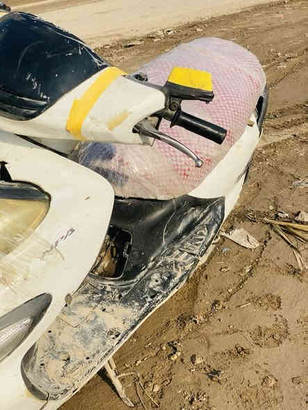 السلام عليكم خواتي دراجه دولڤين للبيع او ام راوس مكينه نعمه او حلوه ليت كهربيايت كمله اب 150 او بيه مجال ***********
