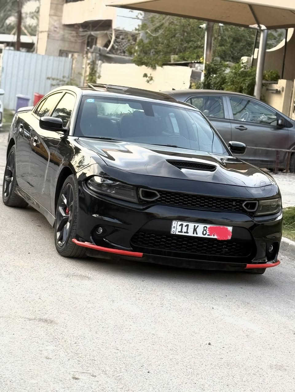 دوج🇺🇲جارجر 
موديل (2023) فئة (SXT)
محرك (6.سلندر.3600)
رقم بغداد الجديد وهزه وسنويه جديده 
(#السعر_240_ورقه)
الحادث مثل ما موضح بصوره جاملغ صبغ بدون ايرباك بدون شاصي بدون لغود
كير.محرك.صدرخلفي.امامي كله جديد
ممشى السياره (👈47 الف) حقيقي وشرط الفحص 
محدث GT(كت كامل)
الموصفات
1__فتحه سقفيه 
2__حساسات خلفيه
3__شاشه كبيره كار بلي
4__ ويل عشيرين بلادي
5__ منظومه زنن بلادي
7__منظومه داش كام
8__سبير + جك بلادي
9__ سبايدر خلفي اصلي وليس تجاري
السياره جديده على ايد اني مستورده رقمته ابسمي مباشر
مكان السياره بغداد الكرخ *********** الشراي يتصل بي خير يدلل
اخواني الاعزاء كلشي ذاكركم بالمنشور 
تحياتي للجميع
