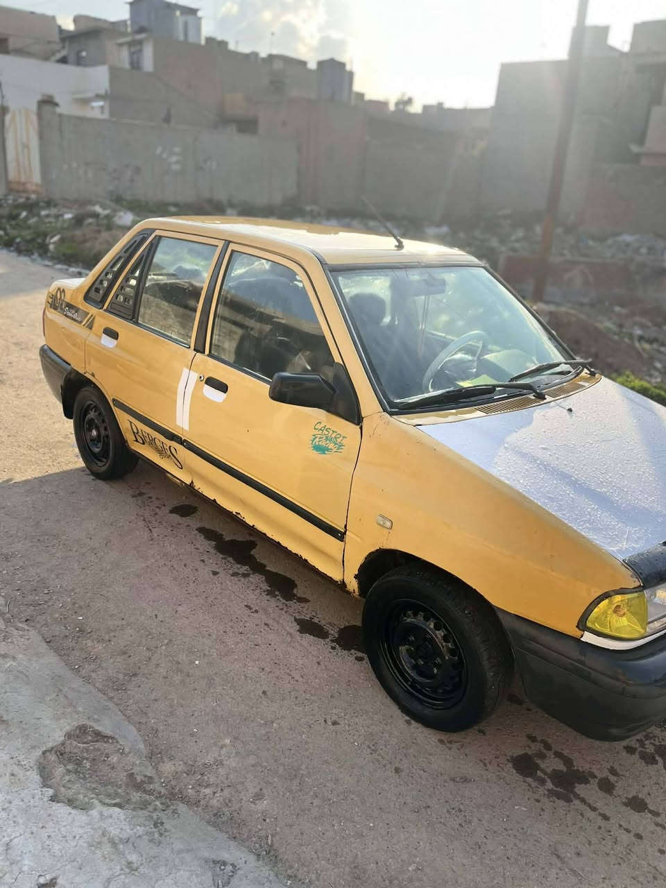 للبيع  سايبا 2011مكينه بدايت نفخ كير شرط غرامات صفر الهيئه  ورقتين  كاربون موجود شرط ال وكاله والتحويل سنويه جديد 2026 السعر 25والهيئه تنزل من سعر مكاني حي ميثاق 
***********
***********
