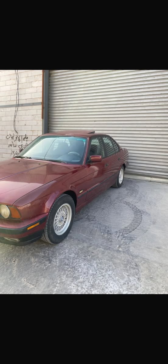 السلام عليكم بي ام للبيع موديل٩١ مكفول من لحدث لسعر ٤٥ مكاني في بابل ***********
