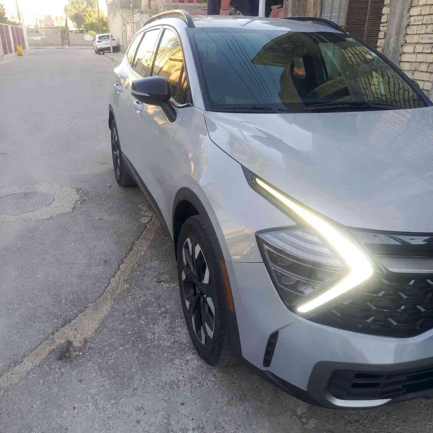 للبيع موديك 24اكس لاين مرقم بغداد وبسمي السعر 20000$الحادث موجود بالصور البنيد مصلح الجاملغ مبدل ومصبوغات ***********
