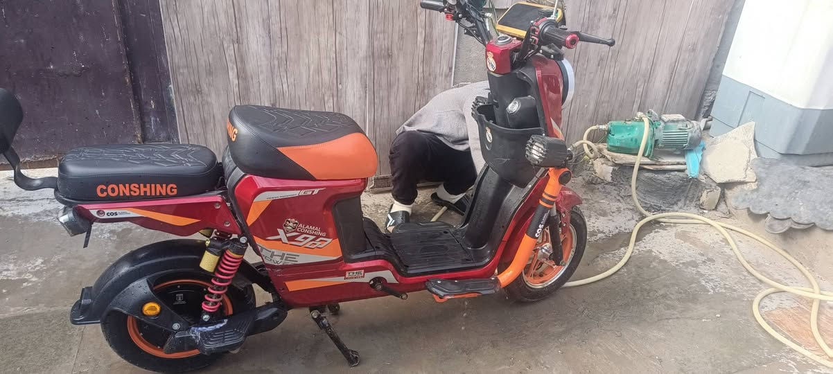 دراجه للبيع مستعجل شرط النظافه ميه ب ميه ونطي بيها ظمان لللبيع 350الف  مكاني محموديه 
***********
