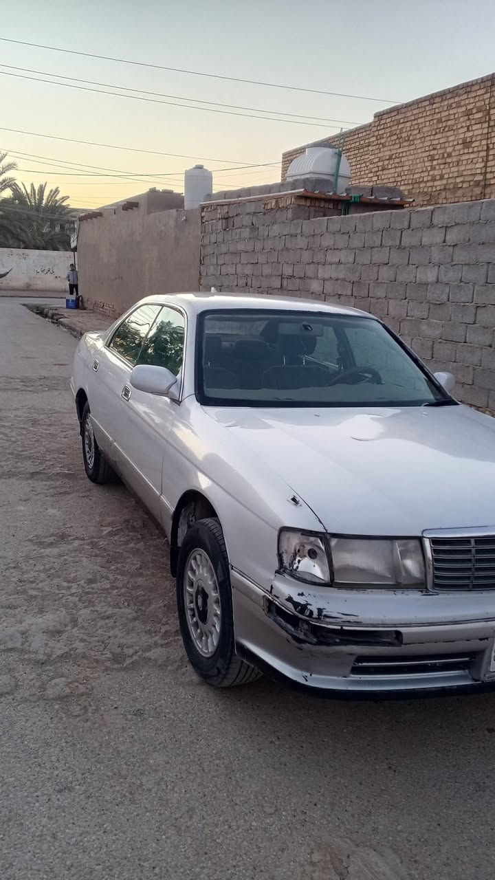 تيوتا كراون بطه موديل 1993 كفالهه كصه نقل جثة سياره اصوليهه مداور ثاني يوم كير ومكينهه خير من الله بس المكينه بيه خيط بخار حداديه 50% سعر 40 وبيهه مجال الطيبين كذالك جاملق ال مامي شوف ال عين ول خلفي غرفه نضيفه سياره مراوس وبيع ترهم تواصل ***********
