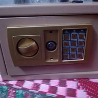 خزانة • قفل ومفتاح • رمز