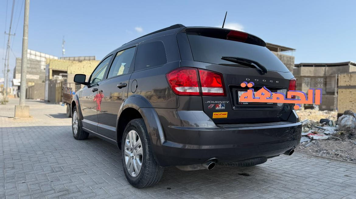 السلام عليكم/ جورني 2018 محرك V6  سلندر  3600.   7 راكب اللون مثلما موضح رمادي رقم بصرة الرقم الجديد الانگليزي والسنوية بأسمي تحويل  حادثها بسيط جداً للبيع     هاتف ***********  متوفر واتس اب واتصال وخاص السيارة مكانها البصرة شط العرب التنومة
