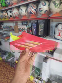 السعر 25 قياس 42 يوجد توصيل واتساب 07810199423