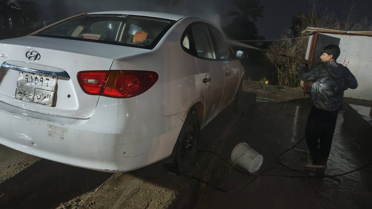 سلام عليكم النترا خليجي رقم شمالي مكينه  1600 وكير خير من الله مكان سيارة بغداد سعر105بيها مجال ***********
