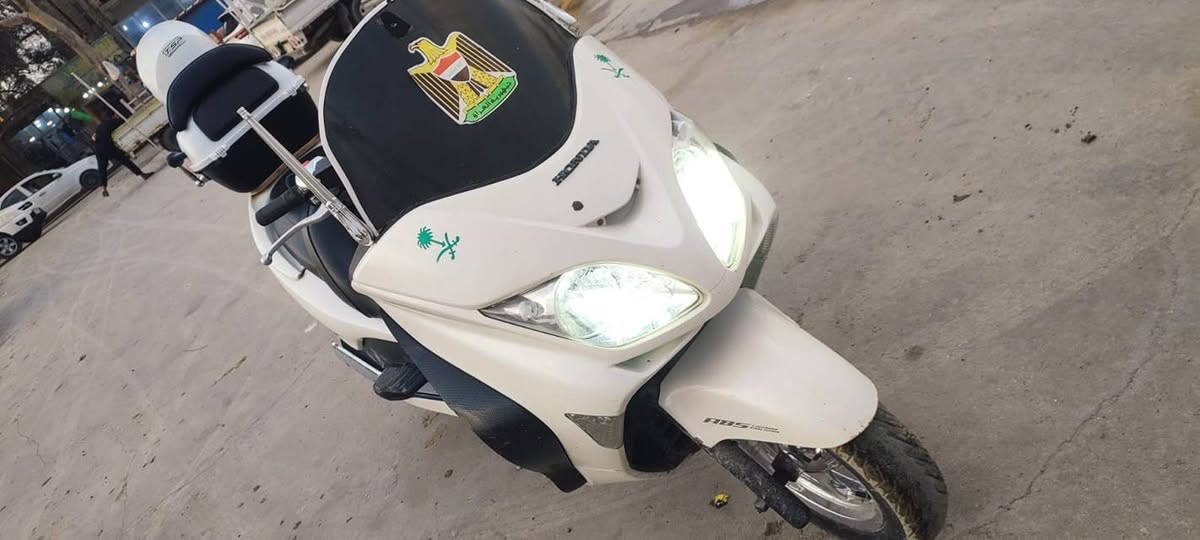 فورزه 08 لون ابيض • 7 گير
• سبورت – عادي – أوتوماتيك (الشغالات كلهن شغّالات 

• تدفئة يدات
.جنطه وجادرهه

.الايت زنون المنضومه ام ال175الف

• ستاند صفح

• إشارات LED

• بصمة + سويج طوارئ

• المكينة بلاد ما مفتوحة ولا مفكوكة ولا شايفة برغي

• الدهن أصلي أمزويل ومومتل

• الاستخدام نظيف والما يعرفها يخسر

💰 السعر:  14ورقه

(بيها مجال بسيط للجاد، لا للفضوليين ولا للـ “آخرها شكد”)

📍 المكان: ناصريه – 

📞 ***********

واللي يريد فورزا مرتّبة جاهزة يمشي بيها، هاي فرصته.
