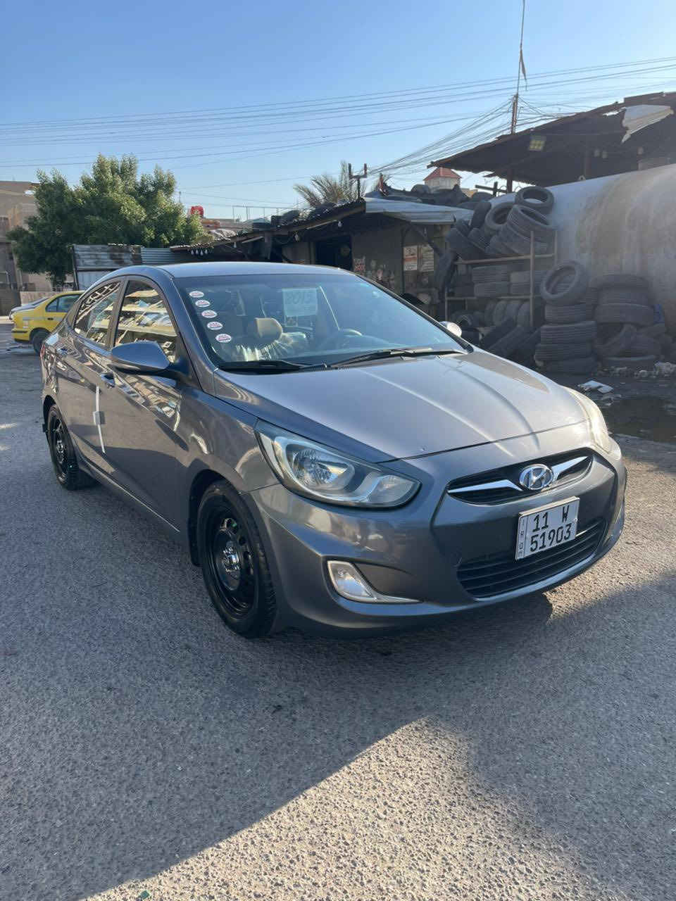 سلام عليكم … اكسنت 2015 خليجي اشاير بل مري ، تحكمات ستيرن ، شاشه ، كامره دواره . السياره كامله من كلشي وعلى ايدي والسياره تبريدها ثلج والتدفئه شغاله وكهربائيات كامله وعليها دوشمه عامه كشنات وسفاري ، مكينه وكير مكفولات من كلشي )(مكاني بغداد العطيفيه )
استفسار ( *********** ) الشراي يتصل .
