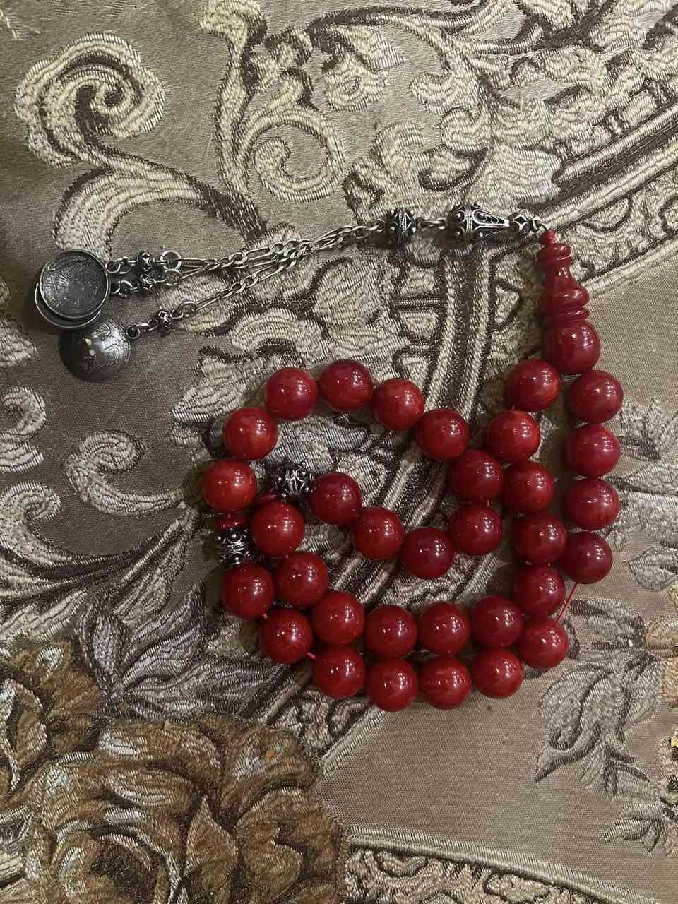السلام عليكم للبيع 8قطع سندلس موشمه اصلي قطعه هل 10 رقم ***********
