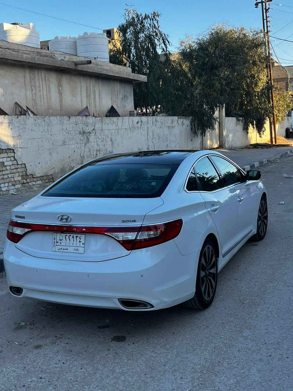 السلام عليكم ازيرا موديل ١٤ جديده السياره فول ١/١ جاهزه من كلشي بدون نقص سنويه لل٢٠٢٩ ماشيه 231 بيه باب مبدله اصليه نفس اللون وصبغ جوه قبق البانزين كارت مكان نجف ***********
