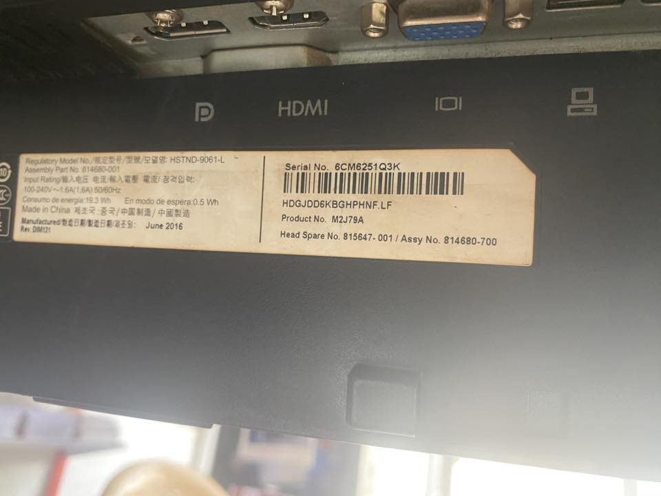 شاشة hp فول موصفات دقة 2k تشتغل عل كيس حاسبه وعل الكامرات وعل البلي ستيشن وعل الستلايت باله ياباني الأصلي بقية الموصفات مذكوره بلصوره متوفر توصيل جميع المحافظات العراقيه 
للتوصل وتساب ***********
