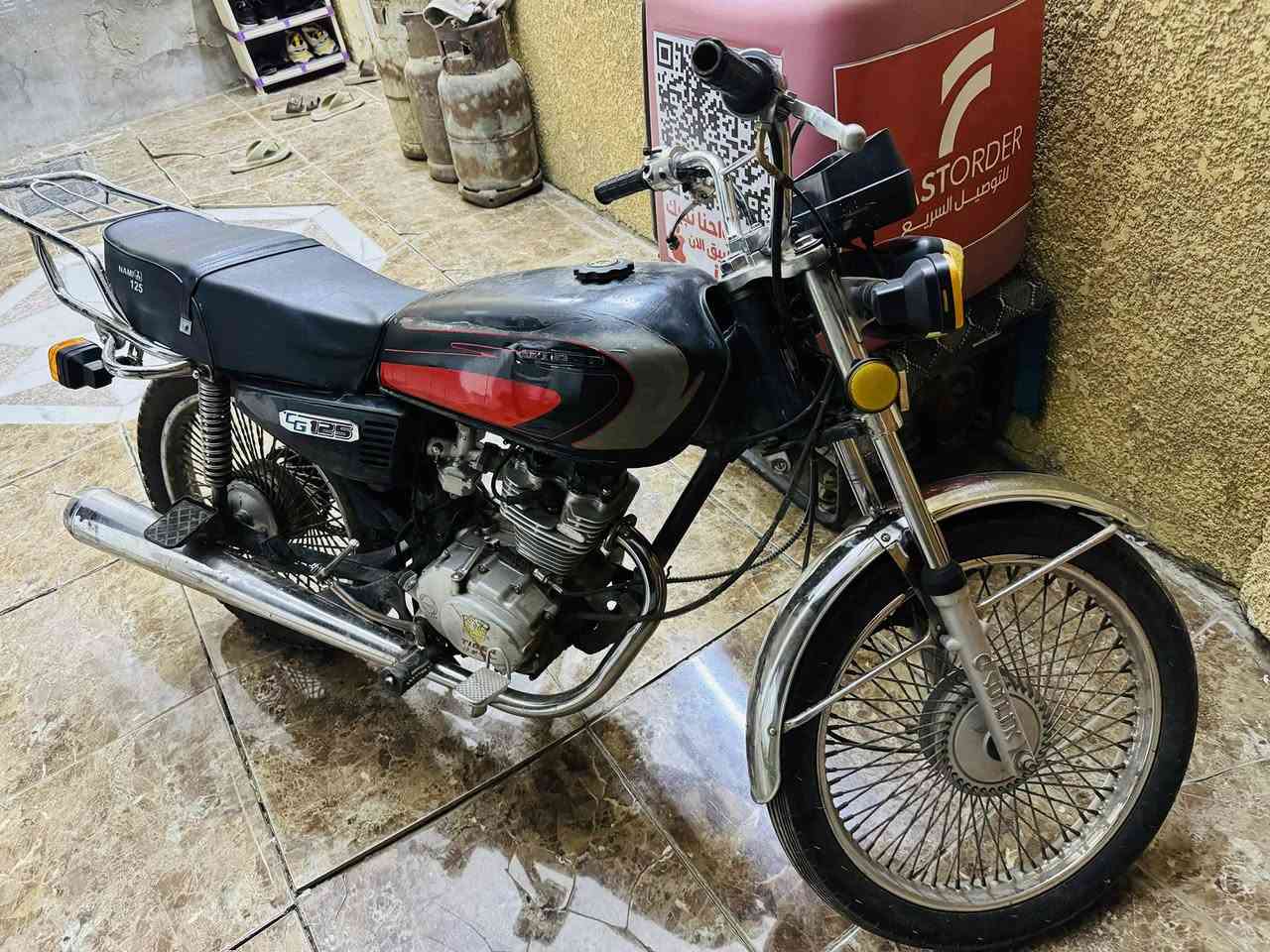 السلام عليكم .. مكلف بالنشر
دراجة ايرانية 4 كير ، 
 نظيفة جدا 
بدون أوراق
مكفولة من السرقة 
مستعجل على البيع ، سعر مناسب
للاستفسار مراسلتي خاص او الاتصال على الرقم
***********
