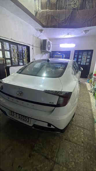 السلام عليكم سوناتا موديل 2022 خليجي vip 
اعلى فئه بلسوناتا الوان داخليه 12 لون بلادي
كشنات كهرباء بنوراما بصمه بردات خلفيه
السياره جديده ماشيه 60 عليها تغليف ppf رقم بغداد
السعر 215 ورقه للاتصال ***********
ملاحضه :- اكو 3 اصابع تعديل صغير نهايه الجاملغ الخلفي
فقط والباقي كفاله عامه ، علما حجم المكينه 2500
