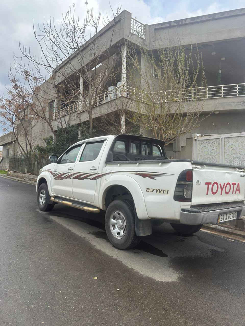 هاياوكس 2014فور ويل سنوي هزه جديد(٢٠٣١)  مكينه كير بشرت رقم دهوك بأسمي  المعامل السعر 200 وبيها مجال  تخم تاير جديد ***********
***********
